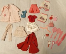 Roupas múltiplas vintage 1963 Barbie (Skipper), vermelho/rosa/branco comprar usado  Enviando para Brazil