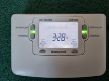 Honeywell st9400a heating for sale Honeywell st9400a heating for sale  SOUTHAMPTON