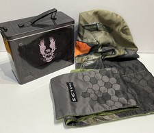 Cachecol com capuz Halo 5 Master Chief e Halo 5 munição UNSC caixa de saque de lata exclusiva comprar usado  Enviando para Brazil