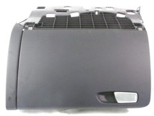 8k1857035b cassetto portaogget usato  Rovigo