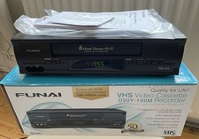 Używany, Funai D50Y-100M – 6-głowicowy magnetowid VHS – Doskonały stan – Oryginalne opakowanie – FB i instrukcja na sprzedaż  Wysyłka do Poland