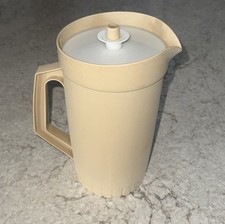vintage pitchers tupperware for sale vintage pitchers tupperware for sale Yankton