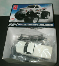 Kit modelo de plástico Chevy Silverado EUA-1 Monster Truck escala 1/32 - AMT 672L/12 comprar usado  Enviando para Brazil