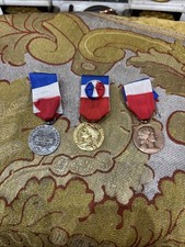 Lot anciennes medailles d'occasion  Craponne