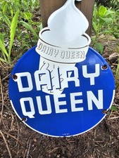 VINTAGE DAIRY QUEEN SORVETE PORCELANA GASOLINA ÓLEO REFRIGERANTE BOMBA POP PLACA I.R.57, usado comprar usado  Enviando para Brazil