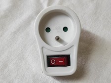 Prise interrupteur d'occasion Prise interrupteur d'occasion  Chambon-sur-Voueize