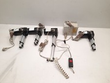 Attuatore lineare 24v usato  Spedire a Italy