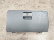 Toyota Hilux 03/2005 a 08/2011 - Caixa de luvas (frente) cinza comprar usado  Enviando para Brazil