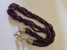 Collana multifilo granato usato Collana multifilo granato usato  Italia