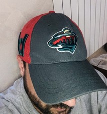 Cappello minnesota wild usato  Marino