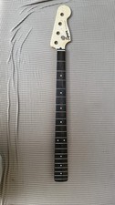 Usado, 2022 Squier by Fender® Precision P pescoço baixo semi carregado em excelente estado comprar usado Usado, 2022 Squier by Fender® Precision P pescoço baixo semi carregado em excelente estado comprar usado  Enviando para Brazil