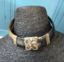 Curieux collier ras d'occasion  Ham