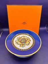 Hermes silk cockade d'occasion  Expédié en Belgium