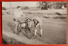 Cartolina uomini bici usato  Pistoia