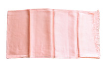 Echarpe soie rose. d'occasion  La Bégude-de-Mazenc