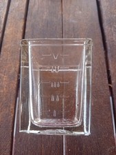 Réceptacle verre gradué d'occasion  Renaison