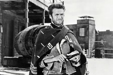 Clint eastwood fistful d'occasion  Expédié en Belgium