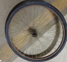 Roue arriere 650 d'occasion  Clermont-Ferrand-