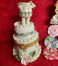 Mini caixa de bugigangas em forma de bolo de três camadas etiqueta de aniversário lindas decorações, usado comprar usado  Enviando para Brazil