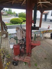 Spaccalegna verticale con usato Spaccalegna verticale con usato  Cossato