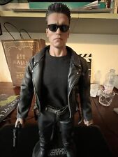 Terminator hot toys usato  Ferrara