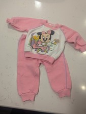 Conjunto de Moletom e Calça Vintage Disney Minnie Mouse Bebê Rosa Tamanho 0-6 Meses comprar usado  Enviando para Brazil