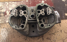 Cylinder head valve d'occasion  Expédié en Belgium