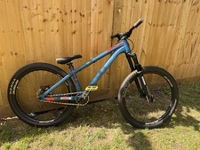 Custom dirt jump for sale  LIPHOOK