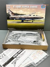 1:48 Trumpeter 02840 F-100F Super Sabre Bausatz // 5 D 0494 comprar usado 1:48 Trumpeter 02840 F-100F Super Sabre Bausatz // 5 D 0494 comprar usado  Enviando para Brazil