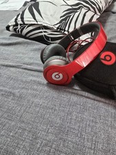 Beats solo wireless usato  Garbagnate Milanese