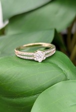 Bague pastille pavée d'occasion  Les Mureaux