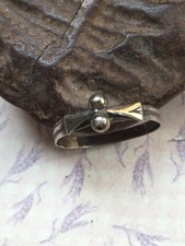 Ancienne bague fine d'occasion  France
