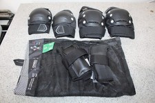 Usado, Protetor de skate Oxelo SkteBoard/rolo (joelho, cotovelo e luva) (PRETO) TAMANHO P comprar usado  Enviando para Brazil