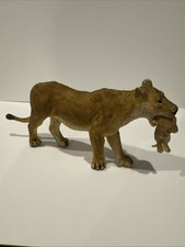 Papo 2006 lioness for sale  West Hartford