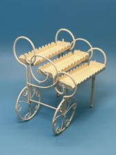 Casa de bonecas miniatura metal branco carrinho plantador de jardim suporte flores para venda comprar usado Casa de bonecas miniatura metal branco carrinho plantador de jardim suporte flores para venda comprar usado  Enviando para Brazil