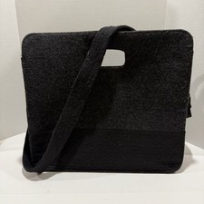 Computer laptop shoulder for sale  Niagara