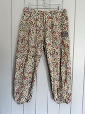 Calça de moletom Teddy Fresh floral da vovó joggers G algodão grande comprar usado Calça de moletom Teddy Fresh floral da vovó joggers G algodão grande comprar usado  Enviando para Brazil