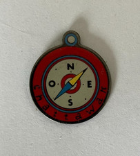 Pin compass chattawak d'occasion  Expédié en Belgium