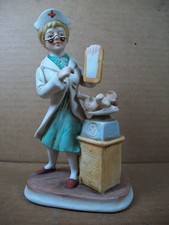 Vintage porcelain figurine for sale  Galion