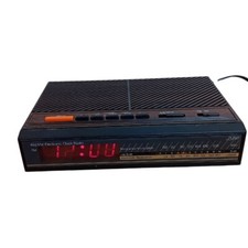 Pulsar Vintage AM/FM Relógio Eletrônico Rádio Retro Alarme Cabeceira SOMENTE RÁDIO FUNCIONA, usado comprar usado  Enviando para Brazil