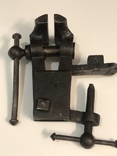 Outil ancien étau d'occasion  Grenoble-
