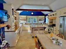 Bedroom bungalow hot for sale  BOSTON