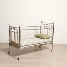 Lettino vintage bambino usato  Vilminore di Scalve