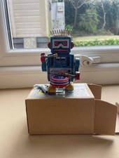 Collectors small tin for sale  CASTLEFORD