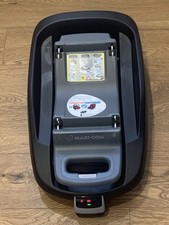 Maxi cosi familyfix for sale  CHELMSFORD