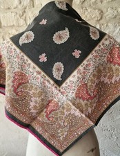 Vêtements anciens fichu d'occasion  Rouillac