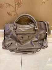 Balenciaga agneau classic d'occasion  Expédié en Belgium