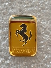 Pin petit ferrari d'occasion  Le Perreux-sur-Marne
