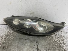 Faro anteriore sinistro usato Faro anteriore sinistro usato  Italia