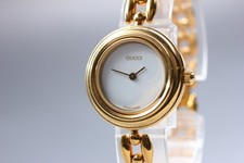 Usado, [Perto de ESTADO PERFEITO] Relógio feminino Gucci 11/12.2 26mm moldura de mudança mostrador branco quartzo comprar usado  Enviando para Brazil